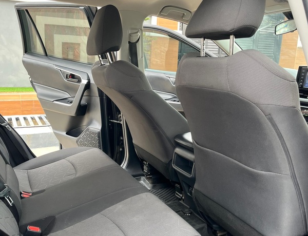 TOYOTA RAV 4 2020 WITH ALL ROUND FACTORY TINTED WINDOWS