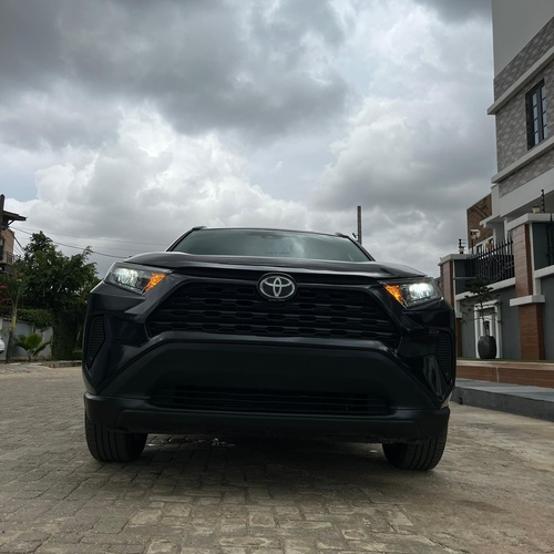 TOYOTA RAV 4 2020 WITH ALL ROUND FACTORY TINTED WINDOWS