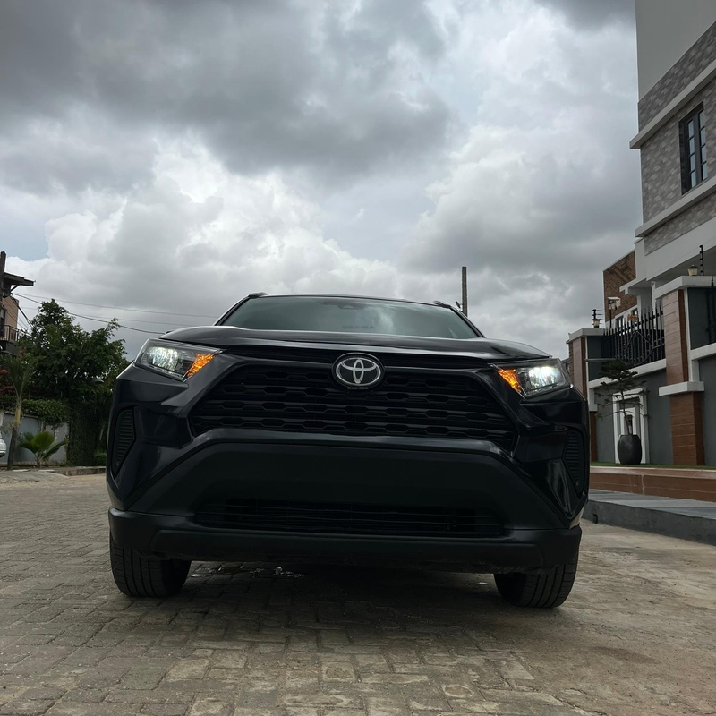 TOYOTA RAV 4 2020 WITH ALL ROUND FACTORY TINTED WINDOWS image