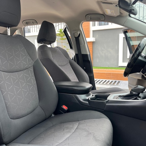 TOYOTA RAV 4 2020 WITH ALL ROUND FACTORY TINTED WINDOWS