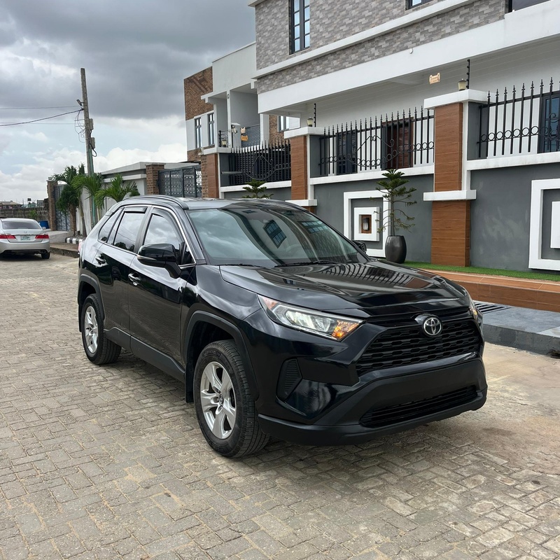 TOYOTA RAV 4 2020 WITH ALL ROUND FACTORY TINTED WINDOWS image