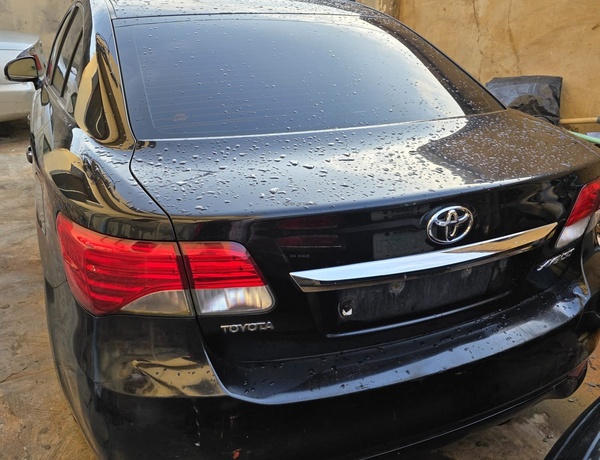 Foreign Used 2014 Toyota Avensis in Lagos