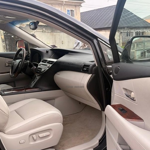FOREIGN USED 2010 LEXUS RX350 FOR SALE IN LAGOS