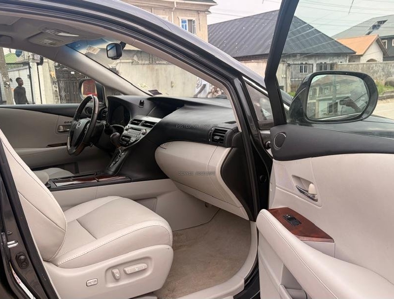 FOREIGN USED 2010 LEXUS RX350 FOR SALE IN LAGOS image