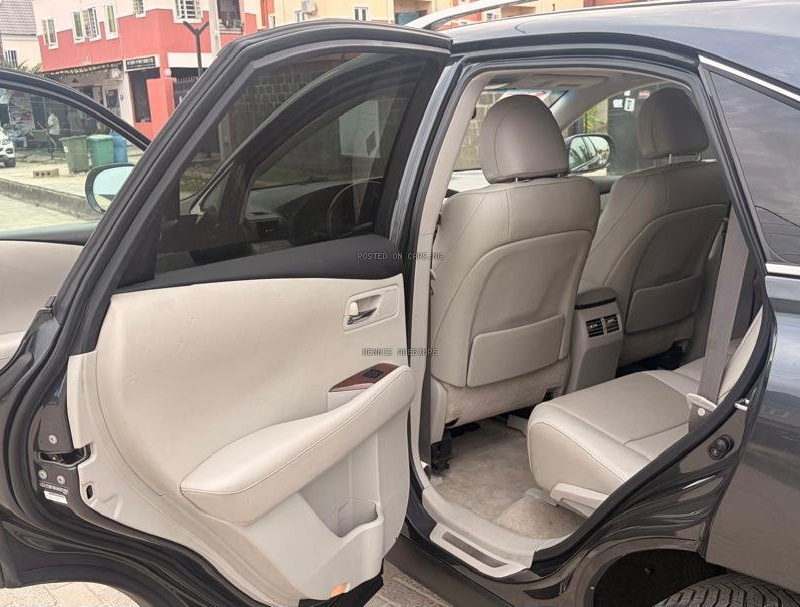 FOREIGN USED 2010 LEXUS RX350 FOR SALE IN LAGOS image