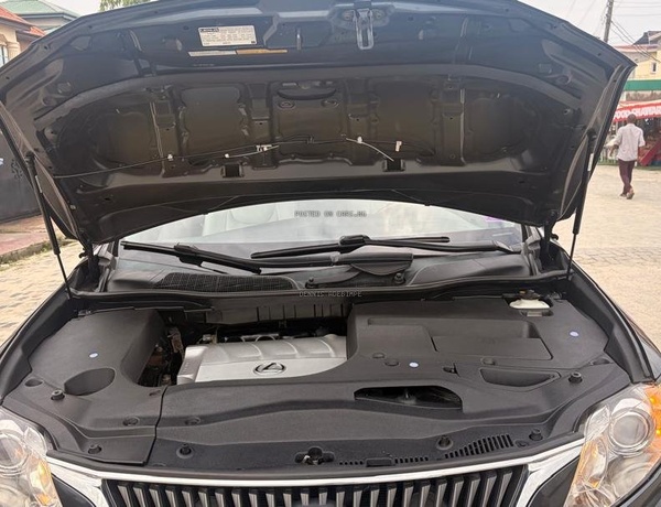 FOREIGN USED 2010 LEXUS RX350 FOR SALE IN LAGOS