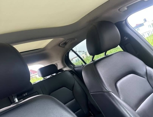 MERCEDES-BENZ GLA 250 2015 FOR SALE IN LAGOS