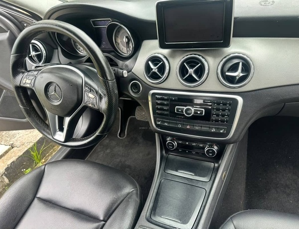 MERCEDES-BENZ GLA 250 2015 FOR SALE IN LAGOS