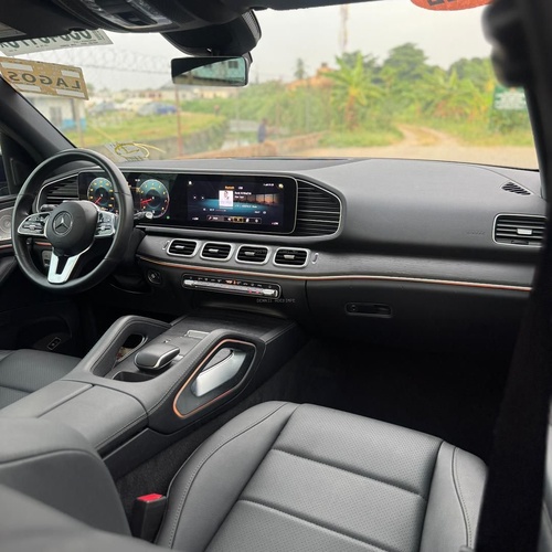 Foreign Used 2022 Mercedes-Benz GLE350 Luxury In Lagos