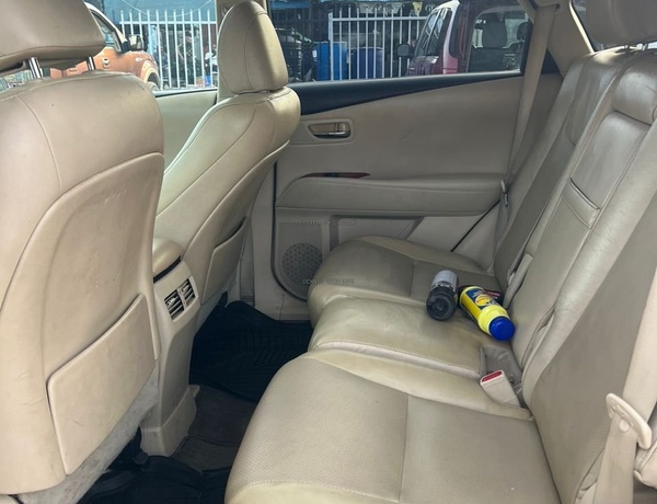 Registered 2011 Lexus RX350 for Sale In Lagos