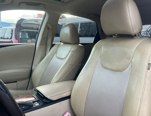Registered 2011 Lexus RX350 for Sale In Lagos