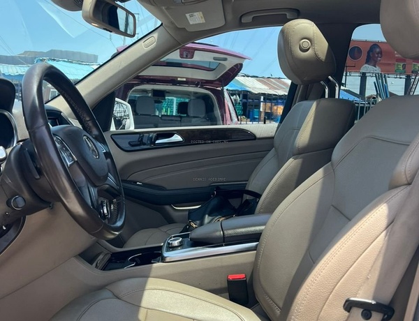  Foreign Used 2014 Mercedes-Benz ML350 In Lagos