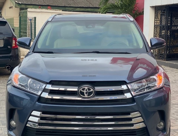 Foreign Used Toyota Highlander XLE 2018 In Lekki Lagos