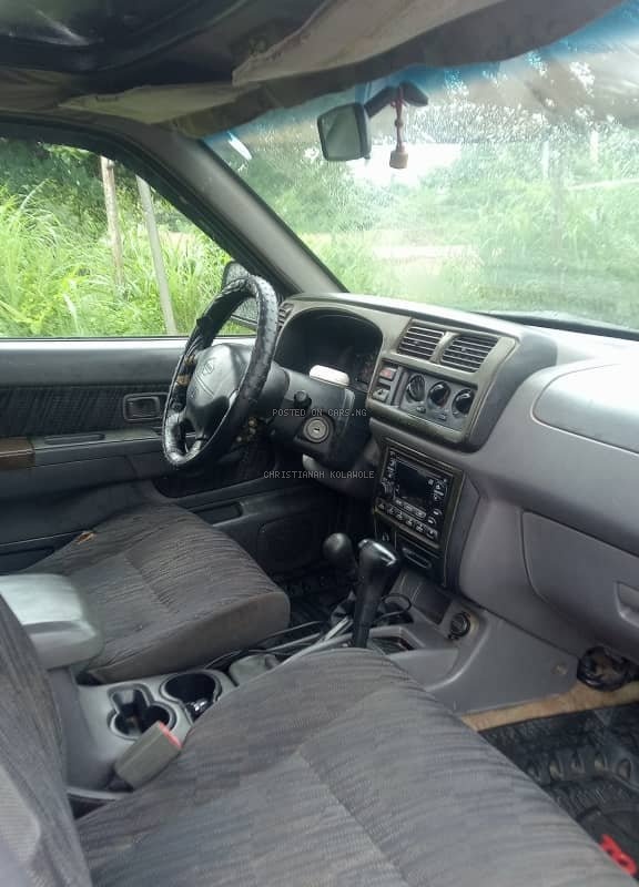 Clean Nissan Frontier 2004 for Sale In Ogun image