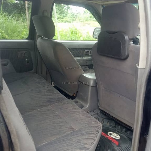 Clean Nissan Frontier 2004 for Sale In Ogun