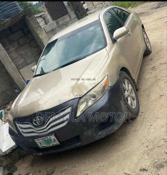 Toyota Camry Le 2011 V6 engine for Sale In Lagos image