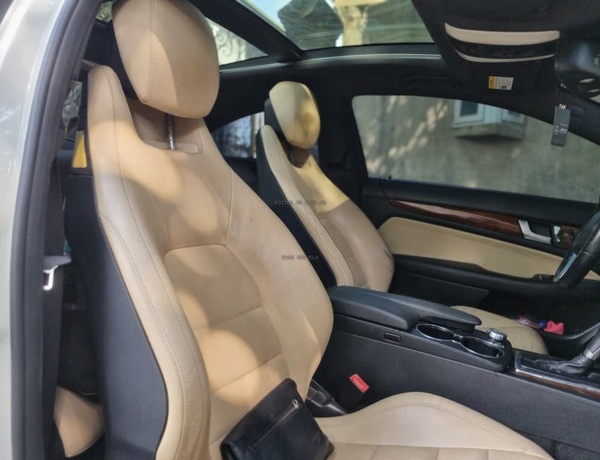 Foreign Used Mercedes Benz C350 2012 for Sale In Lagos