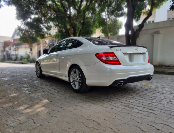 Foreign Used Mercedes Benz C350 2012 for Sale In Lagos