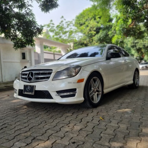 Foreign Used Mercedes Benz C350 2012 for Sale In Lagos