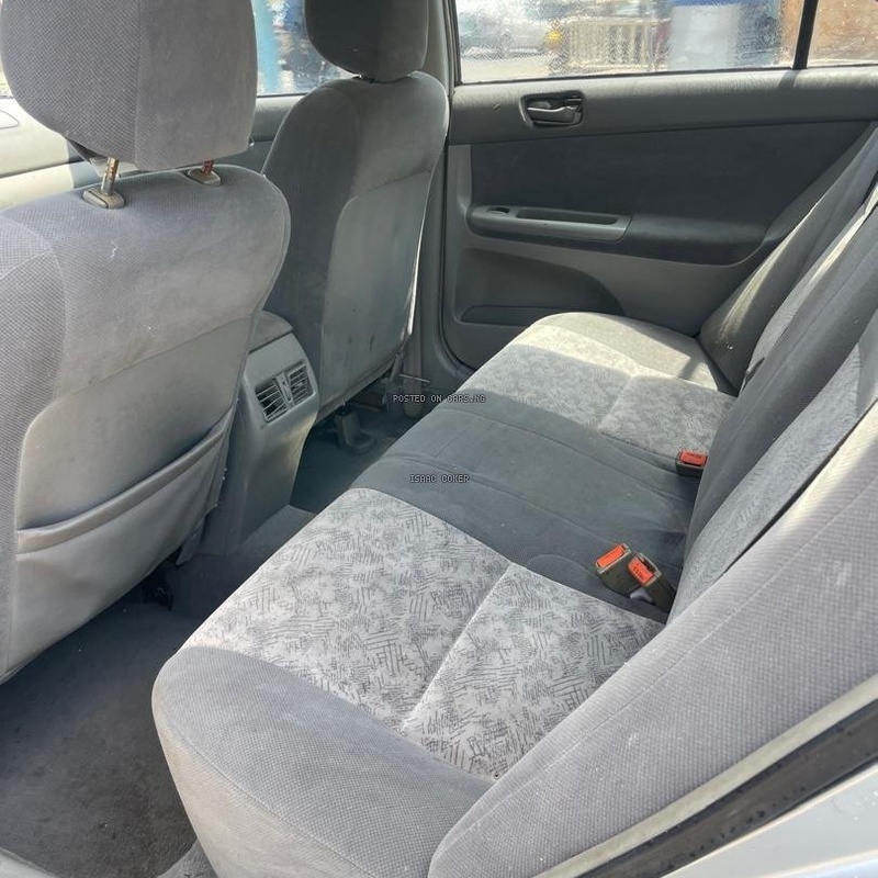 Foreign Used 2004 Toyota Camry Le image
