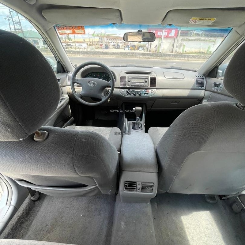 Foreign Used 2004 Toyota Camry Le image