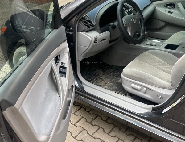 Foreign Used 2009 Toyota Camry Le