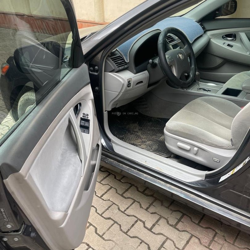 Foreign Used 2009 Toyota Camry Le image