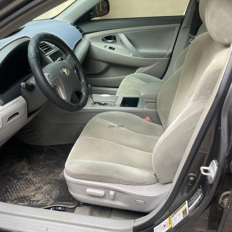 Foreign Used 2009 Toyota Camry Le image