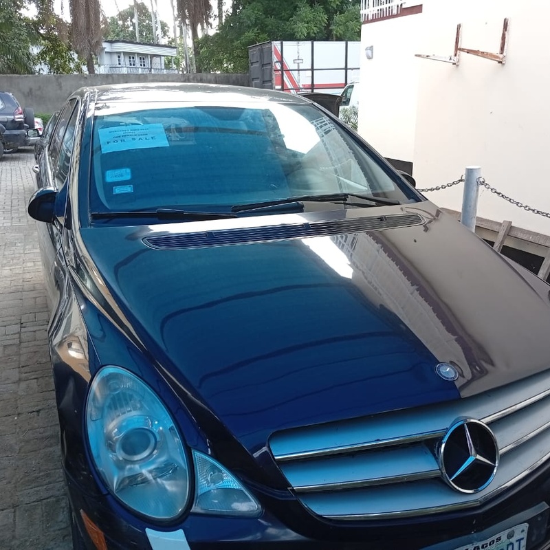 Mercedes R350 2015 for Sale In Lagos image