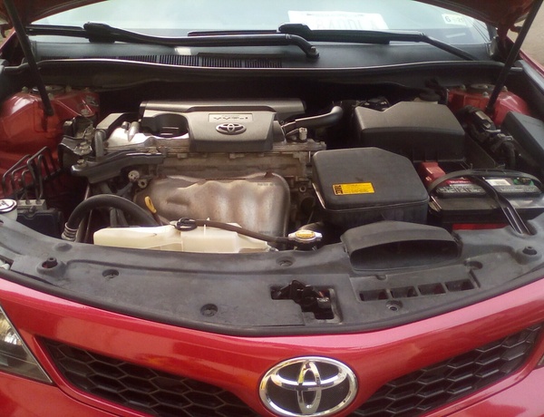Foreign Used TOYOTA CAMRY Sedan Car 2014 Model