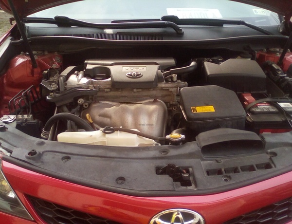 Foreign Used TOYOTA CAMRY Sedan Car 2014 Model