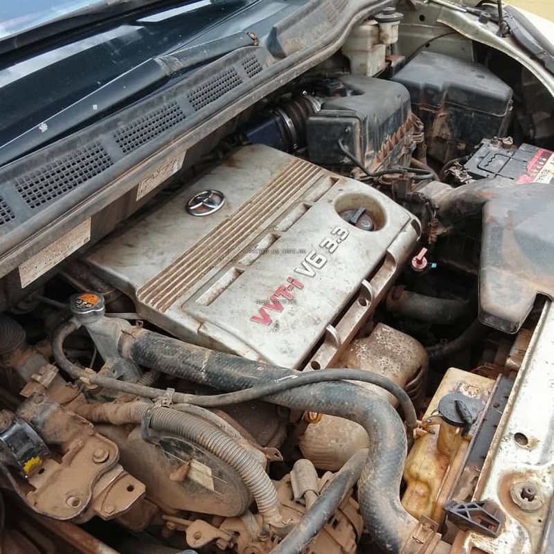 2007 Clean Toyota Sienna  for Sale In Edo image