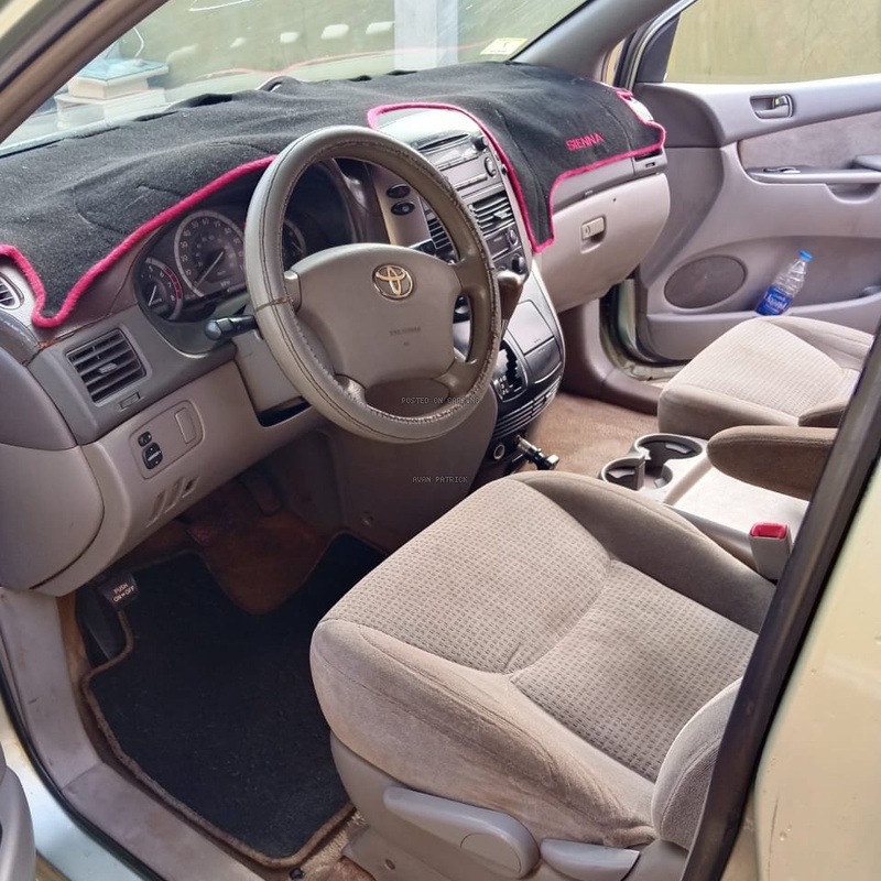 2007 Clean Toyota Sienna  for Sale In Edo image
