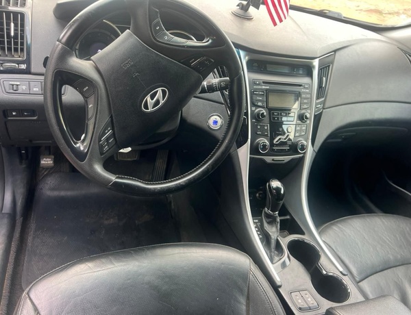 HYUNDAI SONATA 2012 FOR SALE IN IBADAN