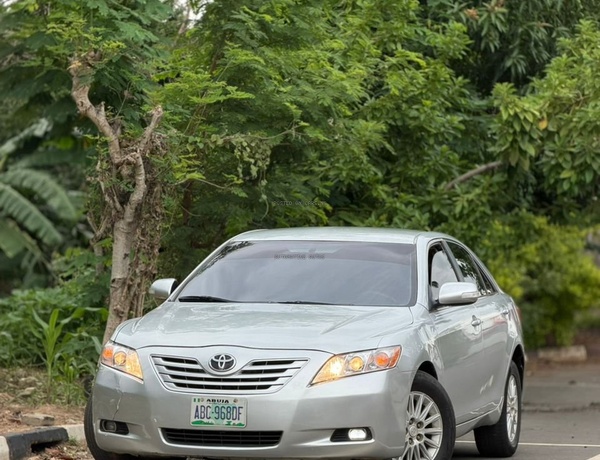 2008 REGISTERED TOYOTA CAMRY IN ABUJA