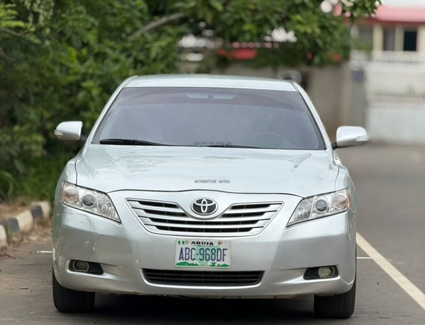 2008 REGISTERED TOYOTA CAMRY IN ABUJA