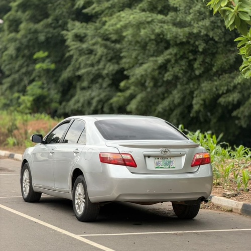 2008 REGISTERED TOYOTA CAMRY IN ABUJA