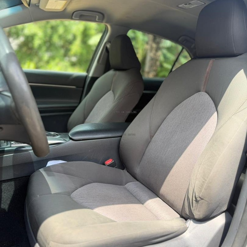 EXTREMELY CLEAN 2018 TOYOTA CAMRY WITH DUTY image