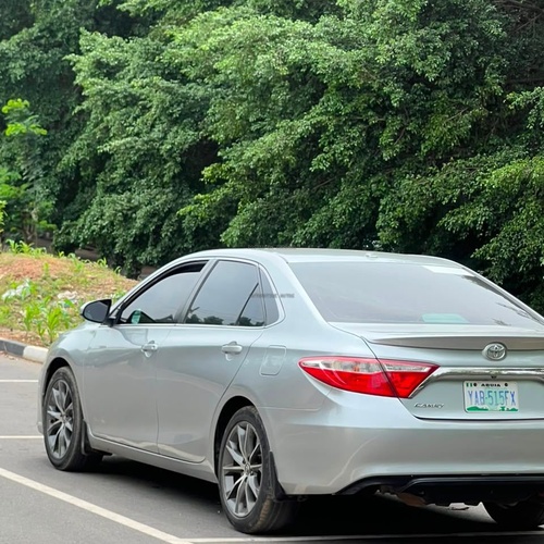 EXTREMELY CLEAN REGISTERED 2016 TOYOTA CAMRY XSE WITH ORIGINAL DUTY