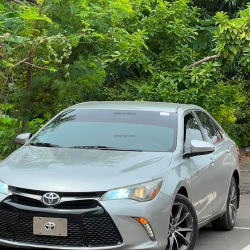 EXTREMELY CLEAN REGISTERED 2016 TOYOTA CAMRY XSE WITH ORIGINAL DUTY