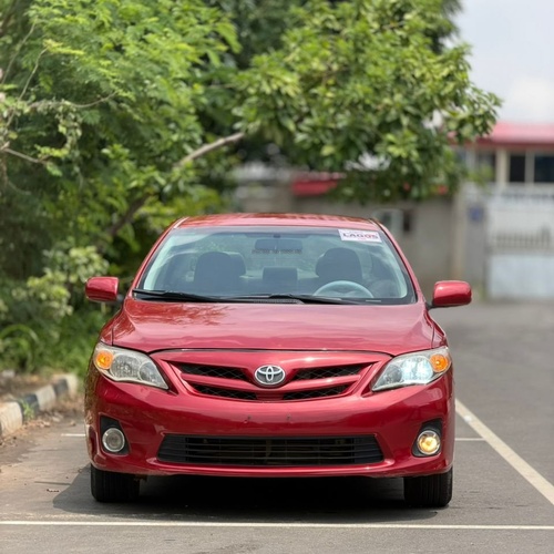 EXTREMELY CLEAN UNREGISTERED 2011 TOYOTA COROLLA LE