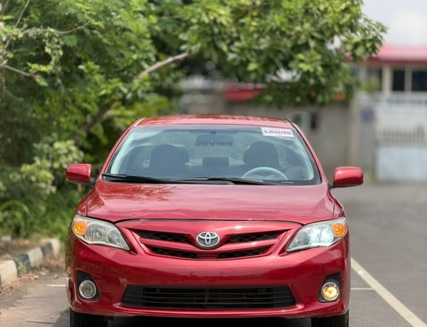EXTREMELY CLEAN UNREGISTERED 2011 TOYOTA COROLLA LE