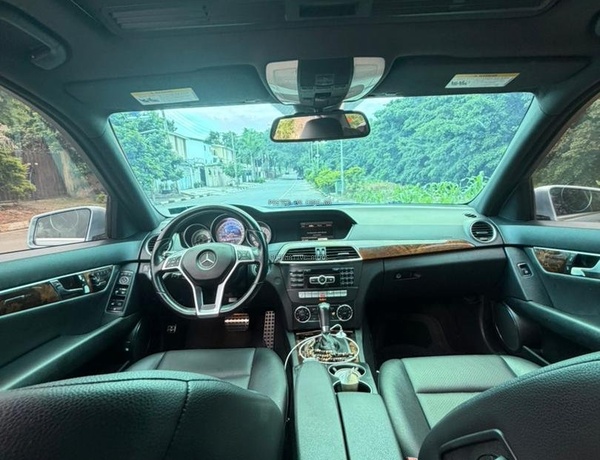 FOREIGN USED 2013 MERCEDES BENZ C300 WITH ORIGINAL DUTY ABUJA DEAL