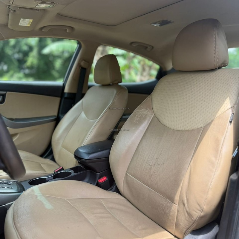 FOREIGN USED 2013 HYUNDAI ELANTRA WITH DUTY image