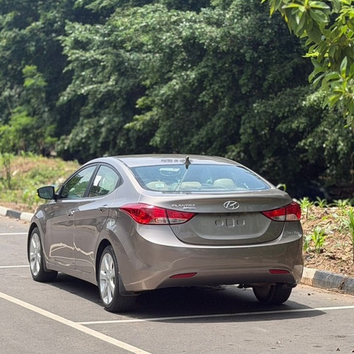 FOREIGN USED 2013 HYUNDAI ELANTRA WITH DUTY