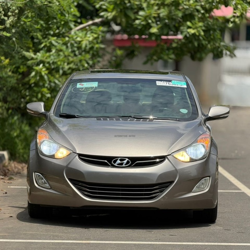 FOREIGN USED 2013 HYUNDAI ELANTRA WITH DUTY image