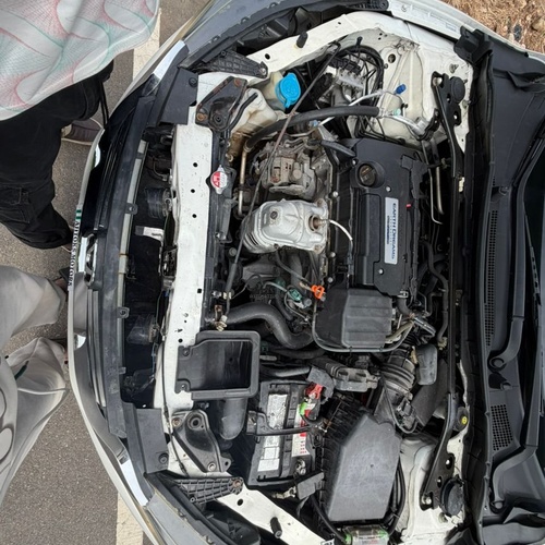 FOREIGN USED 2015 HONDA ACCORD V4 IN ABUJA