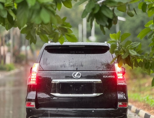 FOREIGN USED 2015 LEXUS GX460 FULLY UPGRADED TO 2020 IN ABUJA