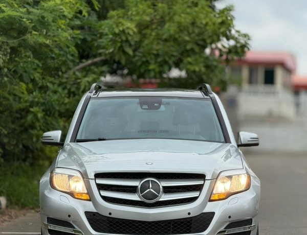 FOREIGN USED 2015 MERCEDES BENZ GLK350 IN ABUJA