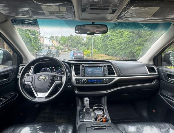 FOREIGN USED 2015 TOYOTA HIGHLANDER LIMITED WITH 2026 DUTY 29.5M ABUJA DEAL